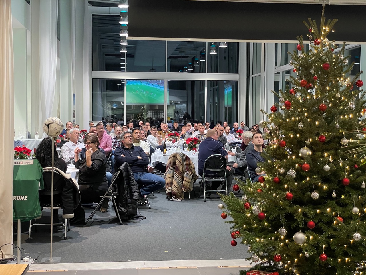 Firmen-Weihnachtsfeier im Hause Trunz Firmen-Weihnachtsfeier im Hause Trunz