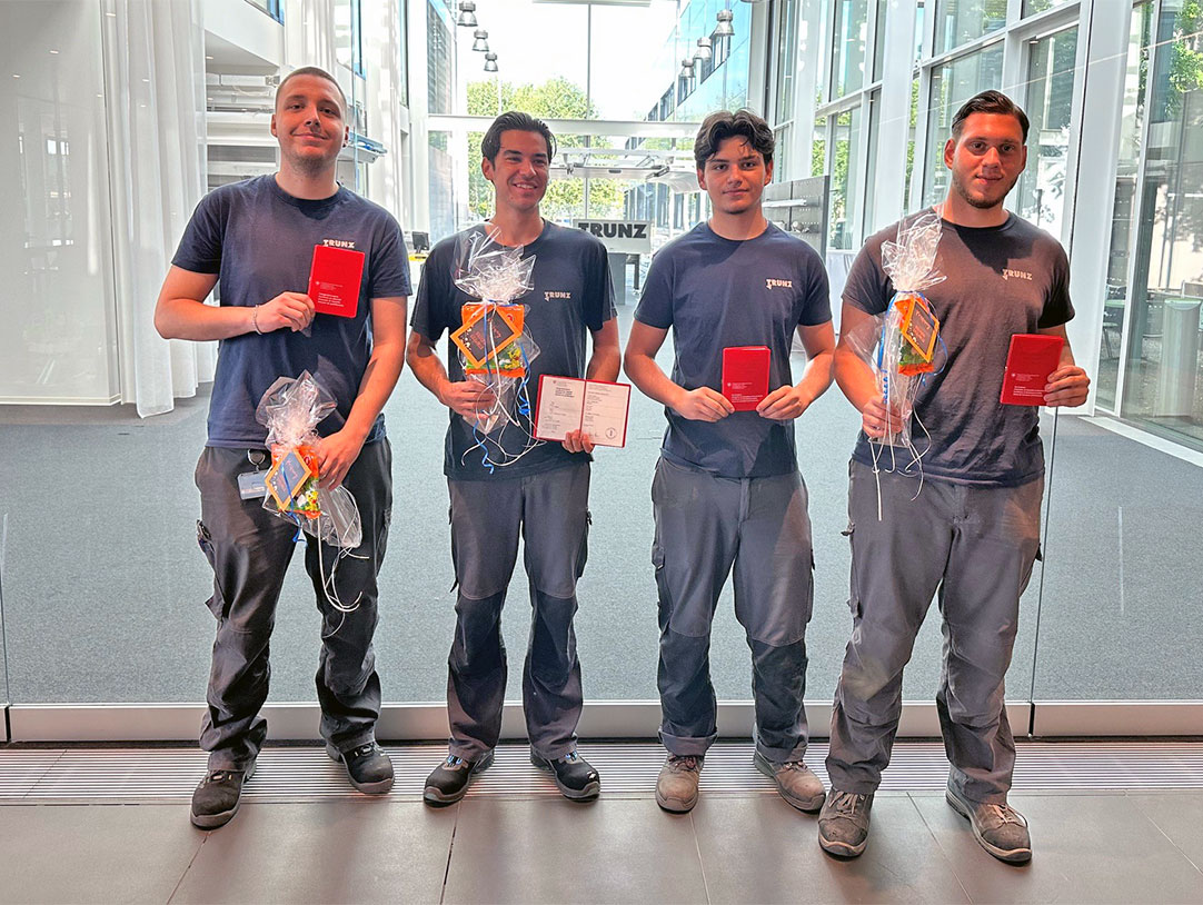 Herzliche Gratulation zur bestandenen Lehrabschlussprüfung!